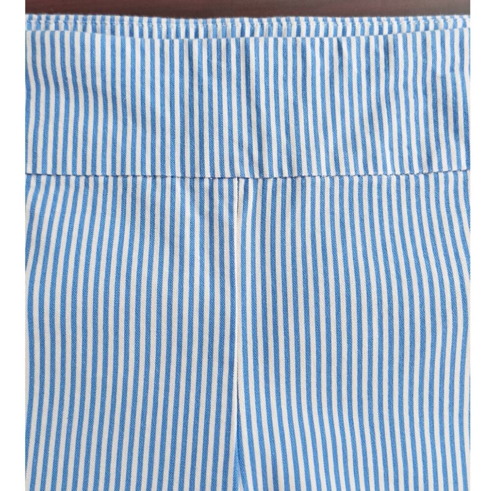 Crown & Ivy Ashley Bermuda Shorts 14 Blue White Stripe Pull On Stretch 10" - Picture 6 of 11